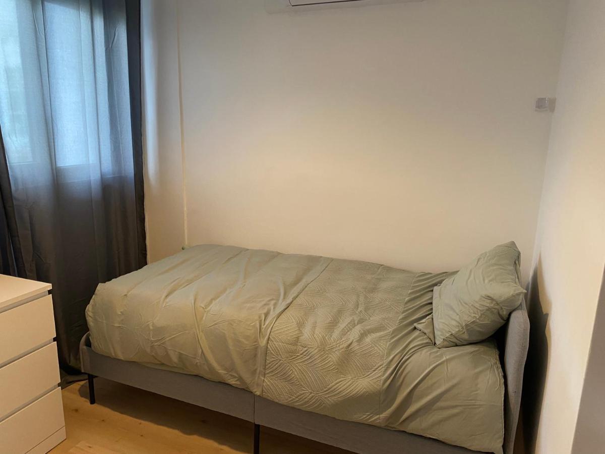 5 Pieces Av Petite Place Parking Proche Zenith Et Cite Sciences Villette Pantin Luaran gambar